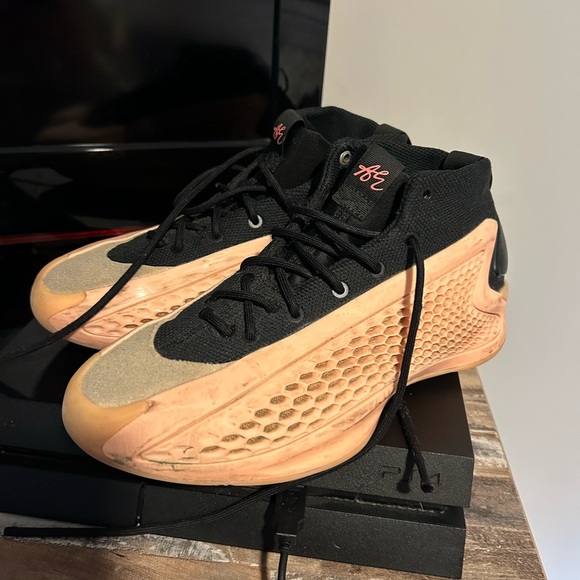 adidas Other - Adidas Harden Stepback basketball sneakers